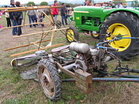 Moto-faucheuse italienne BCS (photo F. Mrugala, a Saint-Jean-de-Touslas en 2012)(2)